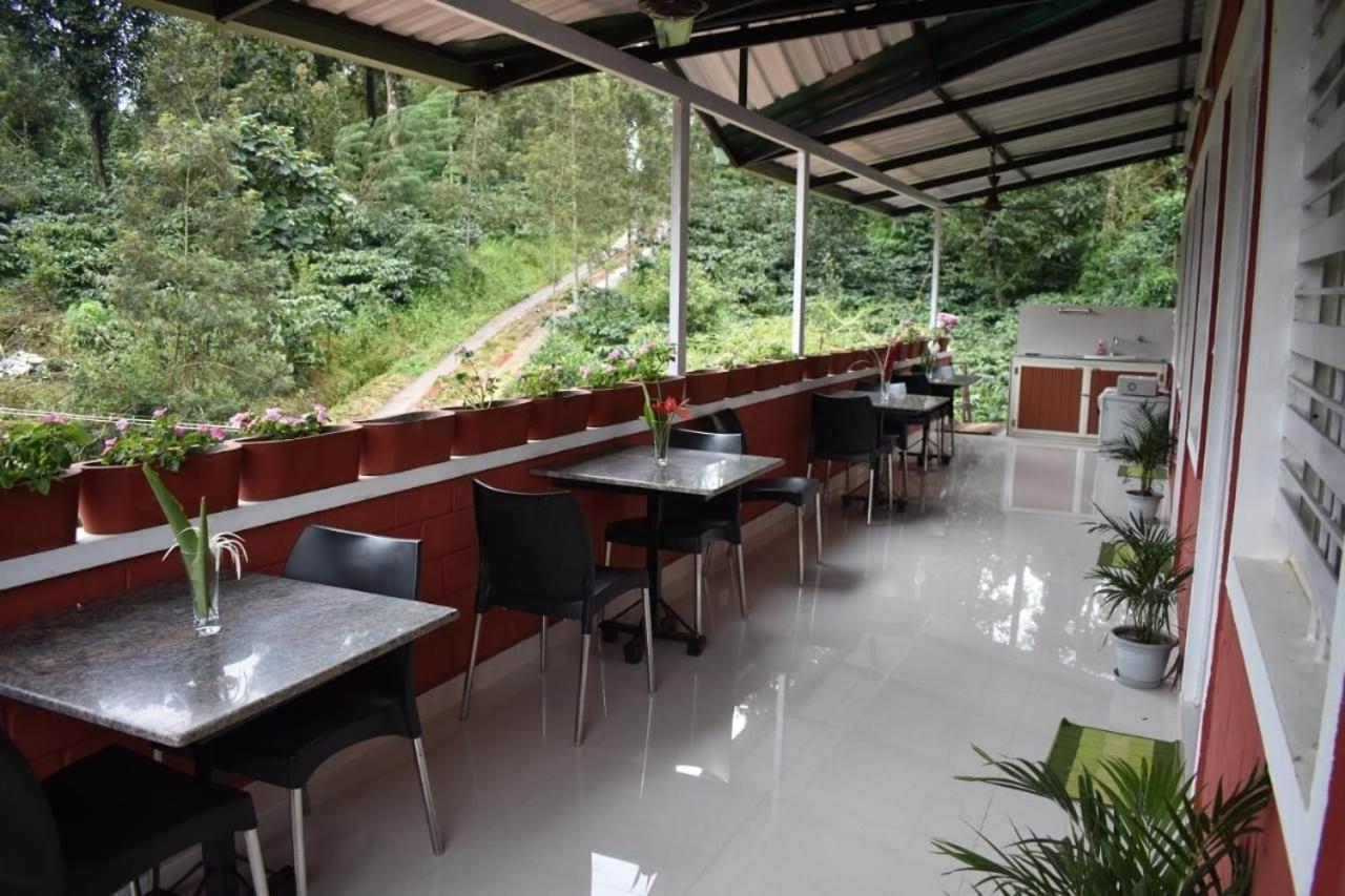 Camp Coorg Apartment มาดิเครี ภายนอก รูปภาพ